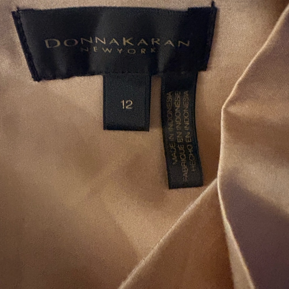 Donna Karan New York Women’s Cream & Black Midi Dress with Belt - Picture 10 of 12